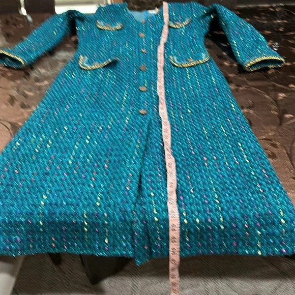 Elegant  Tweed dress - Picture 7 of 13